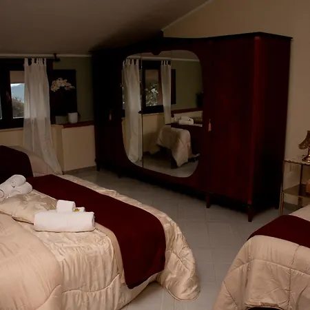 The Oaks فندق مبيت وإفطار *